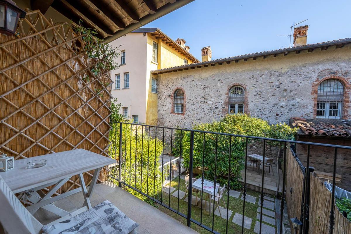Romantic B&B Il Piccolo Paradiso San Felice del Benaco Pokój zdjęcie