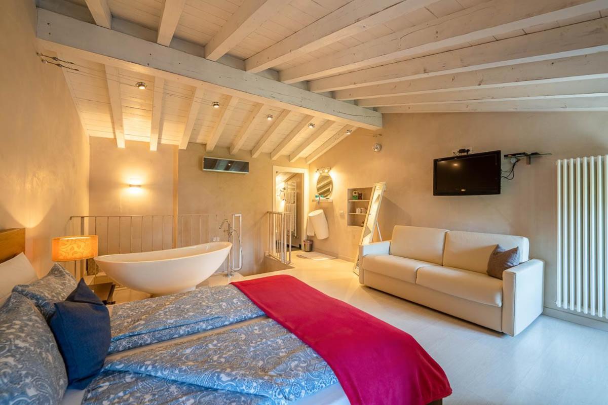 Romantic B&B Il Piccolo Paradiso San Felice del Benaco Pokój zdjęcie